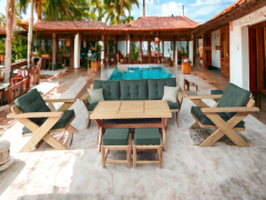 Berlin Masif Ahşap Bahçe Balkon Koltuk Kestane Ağacı 3+1+1 Koltuk, Masa ve Puf Takımı Haki Yeşil A.T.